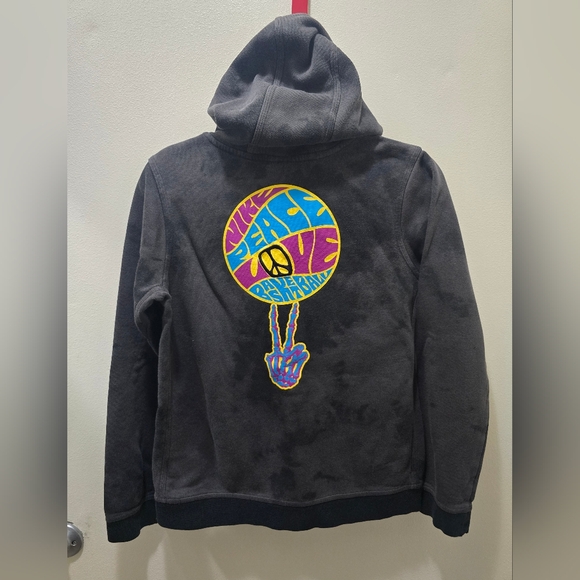 Nike Peace Love Basketball GRATEFUL DEAD Kids Black Hoodie - Picture 3 of 15